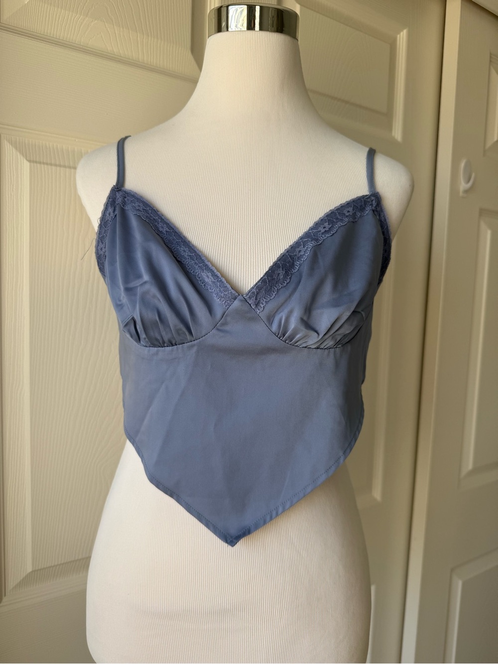 Windsor Dusty Blue Satin Lace Trim Bandana Ste Handkerchief Cami Top Large
